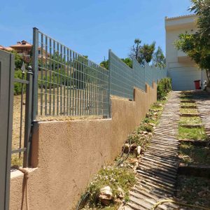 Γαλβανιζέ κιγκλίδωμα με λάμες σε κοιλοδοκούς